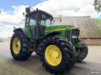 Schlepper / Traktor John Deere 7810