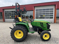 Obsttraktor John Deere 3025E