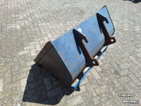 Ladeschaufeln Giant GRONDBAK 130 CM