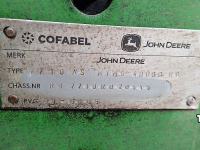 Schlepper / Traktor John Deere 7710