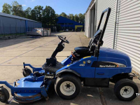 Aufsitzrasenmäher New Holland MC 35 Professionele Zitmaaier