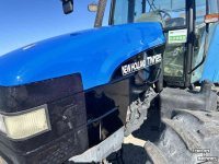 Schlepper / Traktor New Holland TM 125