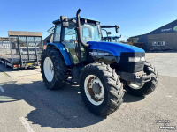 Schlepper / Traktor New Holland TM 125