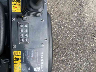 Radlader Pitbull X28-45 CRT Stage V