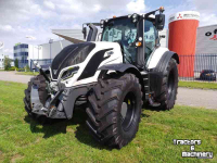 Schlepper / Traktor Valtra T175 Active