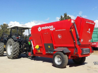 Selbstfahrende Futtermischwagen Kramer MINOS compacte voer mengwagen