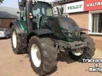 Schlepper / Traktor Valtra T174 Active