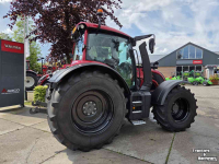 Schlepper / Traktor Valtra N175