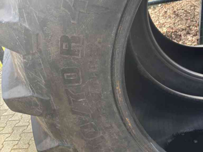 Räder, Reifen, Felgen & Distanzringe Trelleborg IF 710/70R42 TM1000 90%
