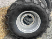 Räder, Reifen, Felgen & Distanzringe Mitas AS 65 600/65R28 + Velg 360/405/8g  en 650/65R42 + Velg 280/335/10g