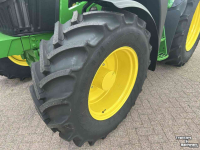 Schlepper / Traktor John Deere 6M 125