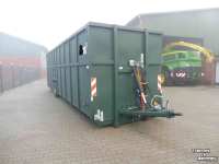 Gülle Transporttankwagen  Wernsmann Gülle Feldrand Container