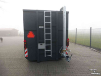 Gülle Transporttankwagen  Wernsmann Gülle Feldrand Container