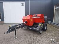 Pressen Massey Ferguson 1842-S