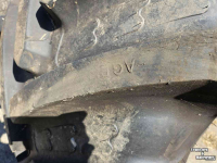 Räder, Reifen, Felgen & Distanzringe BKT 710/70R42 VF. V-Flecto. Demoset