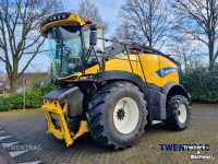 Feldhäcksler New Holland FR 550