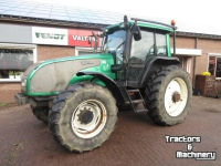 Schlepper / Traktor Valtra T190