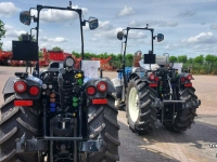 Obst und Weinbau Traktoren New Holland T4.80V Rops Stage V Smalspoor Tractor / 2 stuks