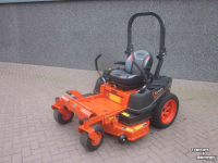 Aufsitzrasenmäher Kubota KUBOTA Z2-481 - 122 CM MAAIDEK