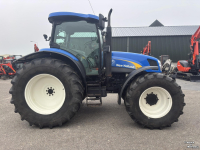 Schlepper / Traktor New Holland TS115A