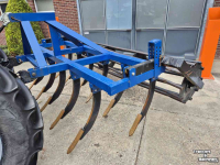 Grubber  Cultivator met rol