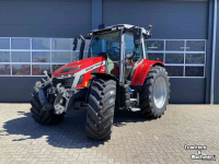Schlepper / Traktor Massey Ferguson MF 5S.125 Dyna-VT Efficient