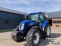 Schlepper / Traktor New Holland T6080