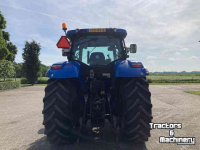 Schlepper / Traktor New Holland T6080