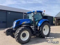 Schlepper / Traktor New Holland T6080