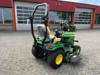 Aufsitzrasenmäher John Deere X940 Zitmaaier
