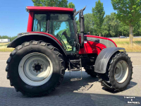 Schlepper / Traktor Valtra N141