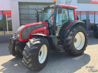 Schlepper / Traktor Valtra N141