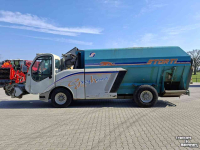 Selbstfahrende Futtermischwagen Storti Greyhound 180