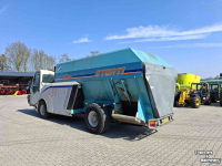 Selbstfahrende Futtermischwagen Storti Greyhound 180