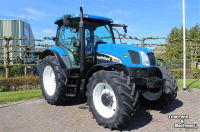 Schlepper / Traktor New Holland TS135A