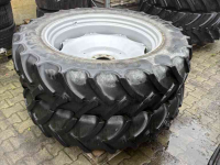 Räder, Reifen, Felgen & Distanzringe New Holland 340/85R38
