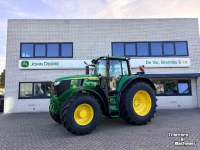 Schlepper / Traktor John Deere 6M200