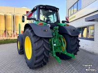 Schlepper / Traktor John Deere 6M200