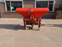 Düngerstreuer Kuhn MDS 701 KUNSTMESSTROOIER