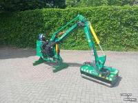 Mähausleger mit Schlegelmäher Spearhead Twiga 3000