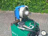 Mähausleger mit Schlegelmäher Spearhead Twiga 3000