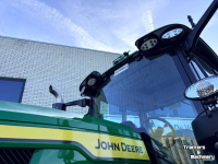 Schlepper / Traktor John Deere 6M200