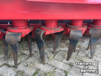 Kreiselegge Kverneland rotorkopeg H-series 300, pakkerwals en hef