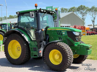 Schlepper / Traktor John Deere 6110R