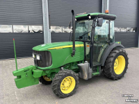 Schlepper / Traktor John Deere 5615 v