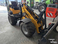 Radlader Schäffer 2430