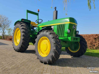 Schlepper / Traktor John Deere 3030 HFWD