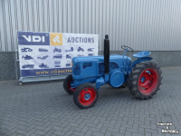 Schlepper / Traktor Lanz-Bulldog D2402