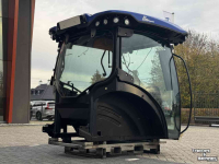 Schlepper / Traktor New Holland Cab met Nieuw PLMi dak Blue Power en  Standaard Blauw
