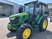 Gartentraktoren John Deere 5058E Compact Tractor